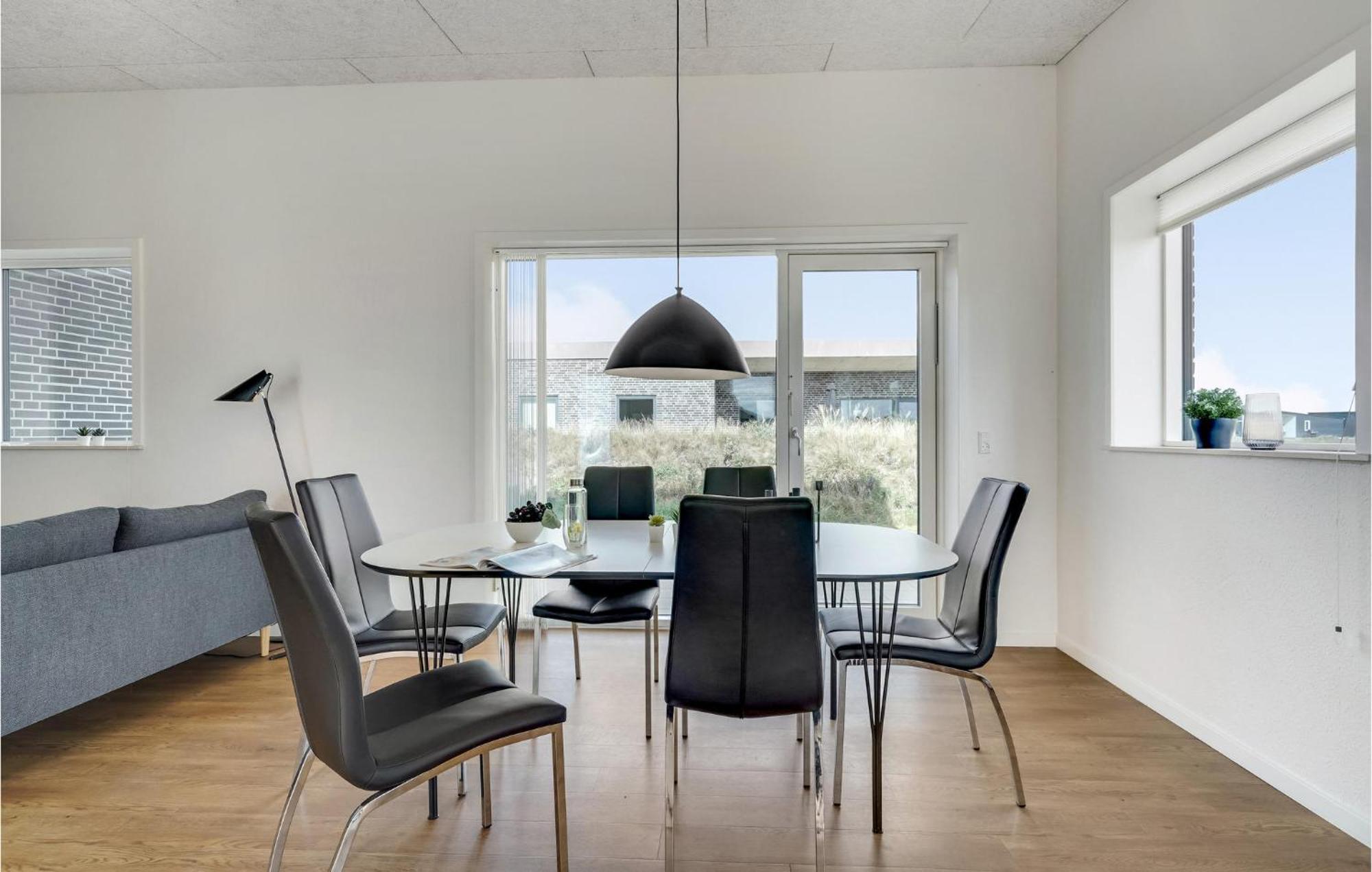Gorgeous Home In Ringkobing With House A Panoramic View Sondervig Exterior photo