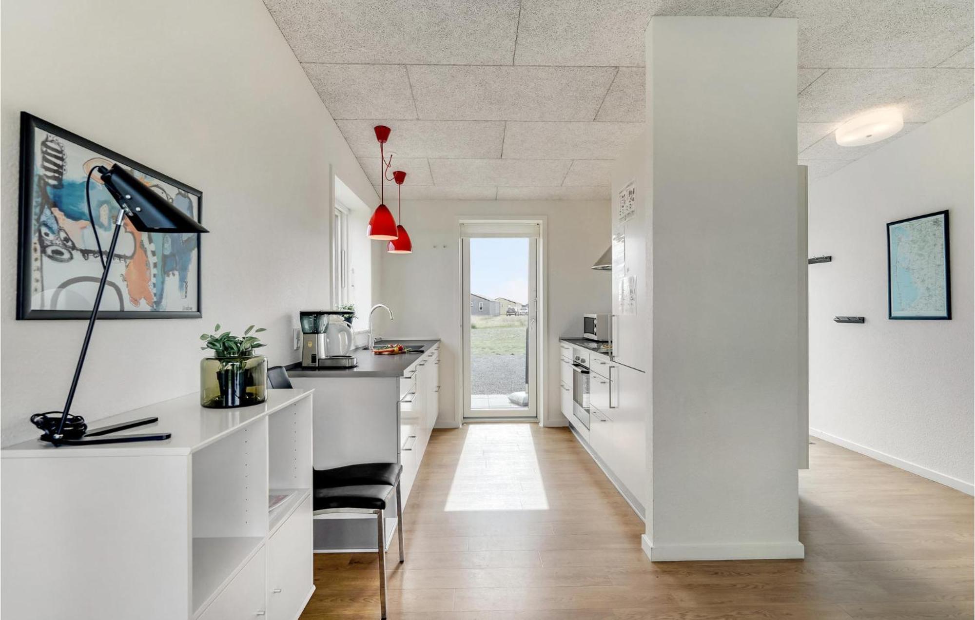Gorgeous Home In Ringkobing With House A Panoramic View Sondervig Exterior photo
